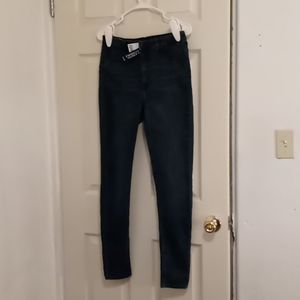 Divided Ladies Super Skinny Jeans. Size 8. NWT.